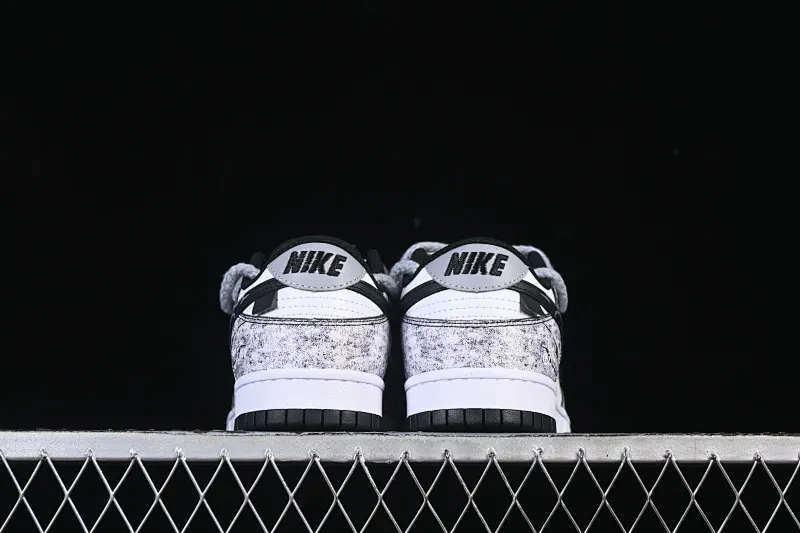 All categories Nk SB Dunk Series Nk SB Dunk Low High-end customized low-top sneakers Nike SB Dunk Low strap customization low-top casual sneakers DD1391-100